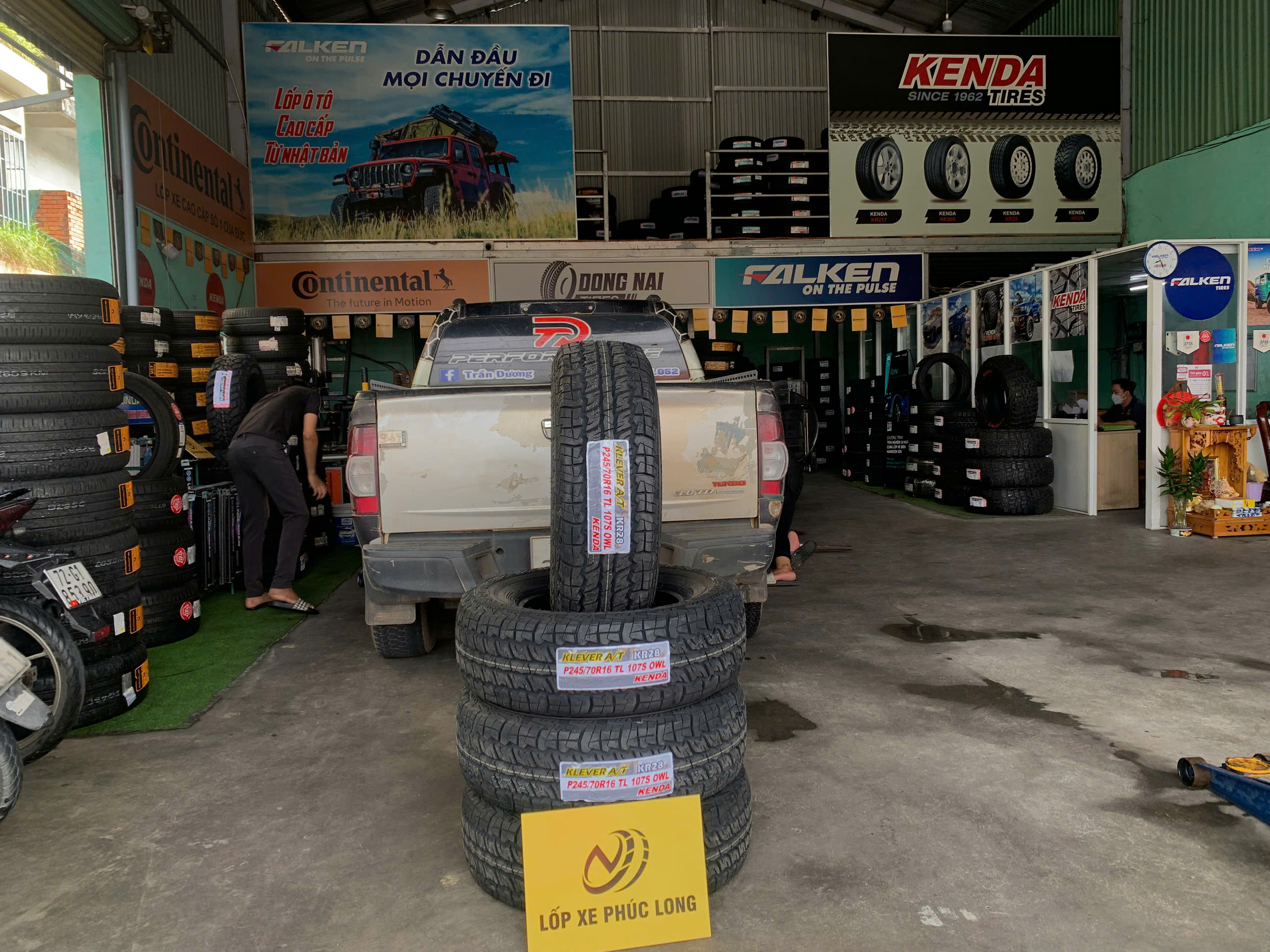 REVIEW : Bán tải Isuzu Dmax thay lốp 245/70R16 Kenda Klever KR28