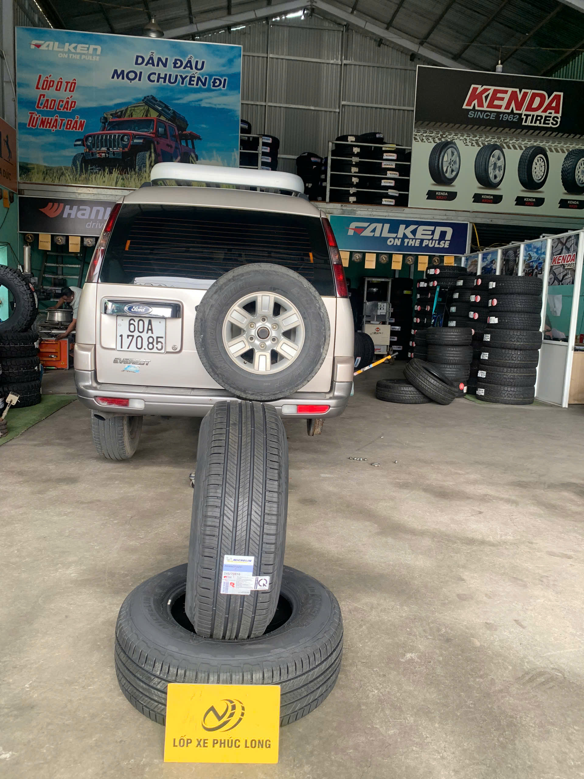 REVIEW : Xe Ford Everest thay lốp 245/70R16 Michelin Primacy SUV