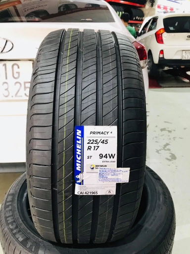 タイヤ・ホイール MICHELIN 225/45R17 XL PRIMACY4+ YA2429 MICHELIN 225/45R17 XL PRIMACY4+ YA2429 ミシュラン 225/45R17